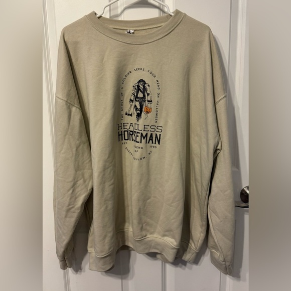 Ivy Tops - Headless Horseman Beige Sweatshirt